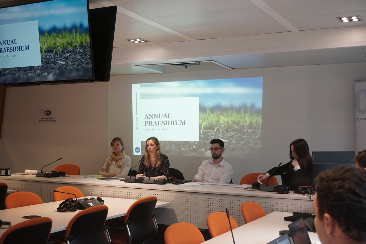 _CEJA_'s tweet image. Kicking off the annual #praesidium 2023.
Delegates will be discussing internal budget and activities of the Presidency and Secretariat during the past two years of mandate.
Last steps of this path on "On the road to sustainability in agriculture". 
#CEJAsustaibability