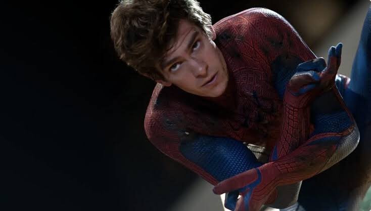 Baswa_'s tweet photo. THE AMAZING SPIDER-MAN !! Je ne cesserai jamais de défendre ces films. Andrew Garfield méritait sa trilogie. Je ne sais pas qu’est-ce que les gens ont contre ces films, ils sont excellents imo https://t.co/r1bGUuBhvN