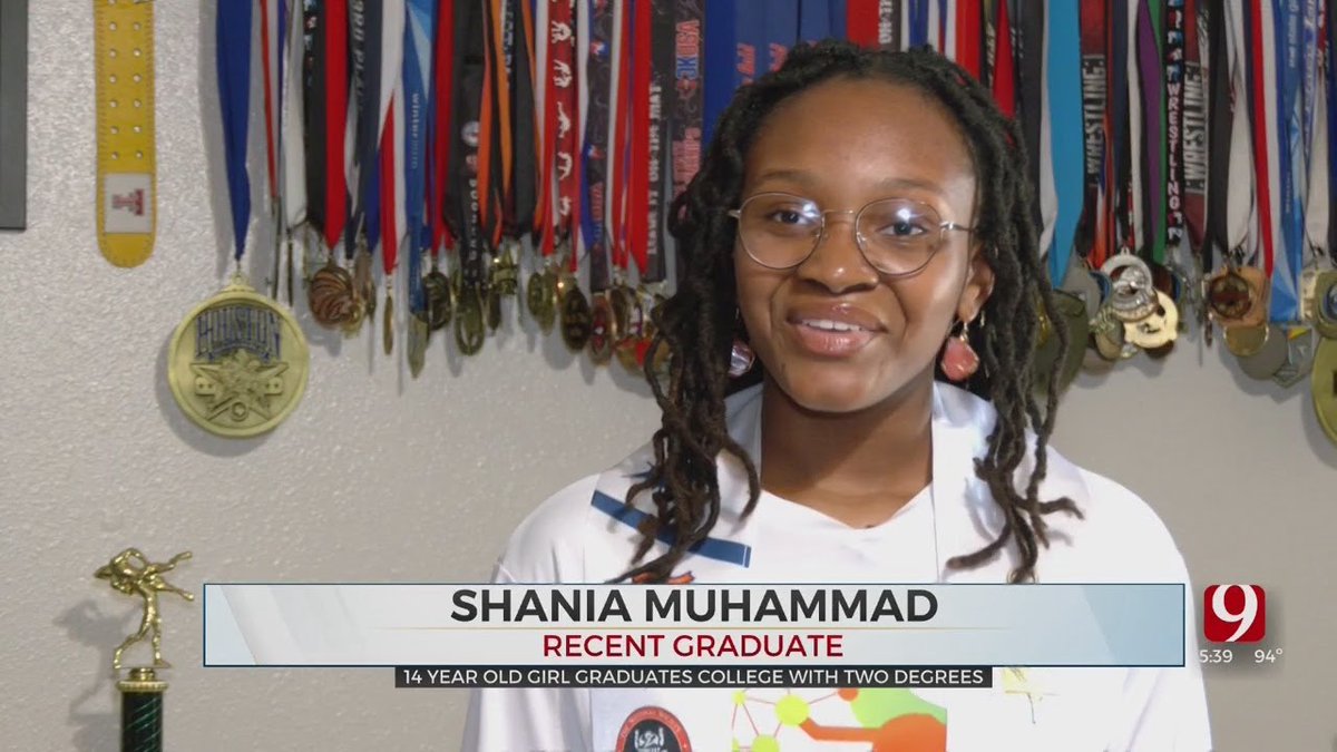 Shania Muhammad received her bachelor’s degree at the age of 15 📷
theguardian.com/.../young-coll…...
#shaniamuhammad #graduatesuccess #havarduniversity #university #gradstudents #recentgraduates #14yearsold #college #degree