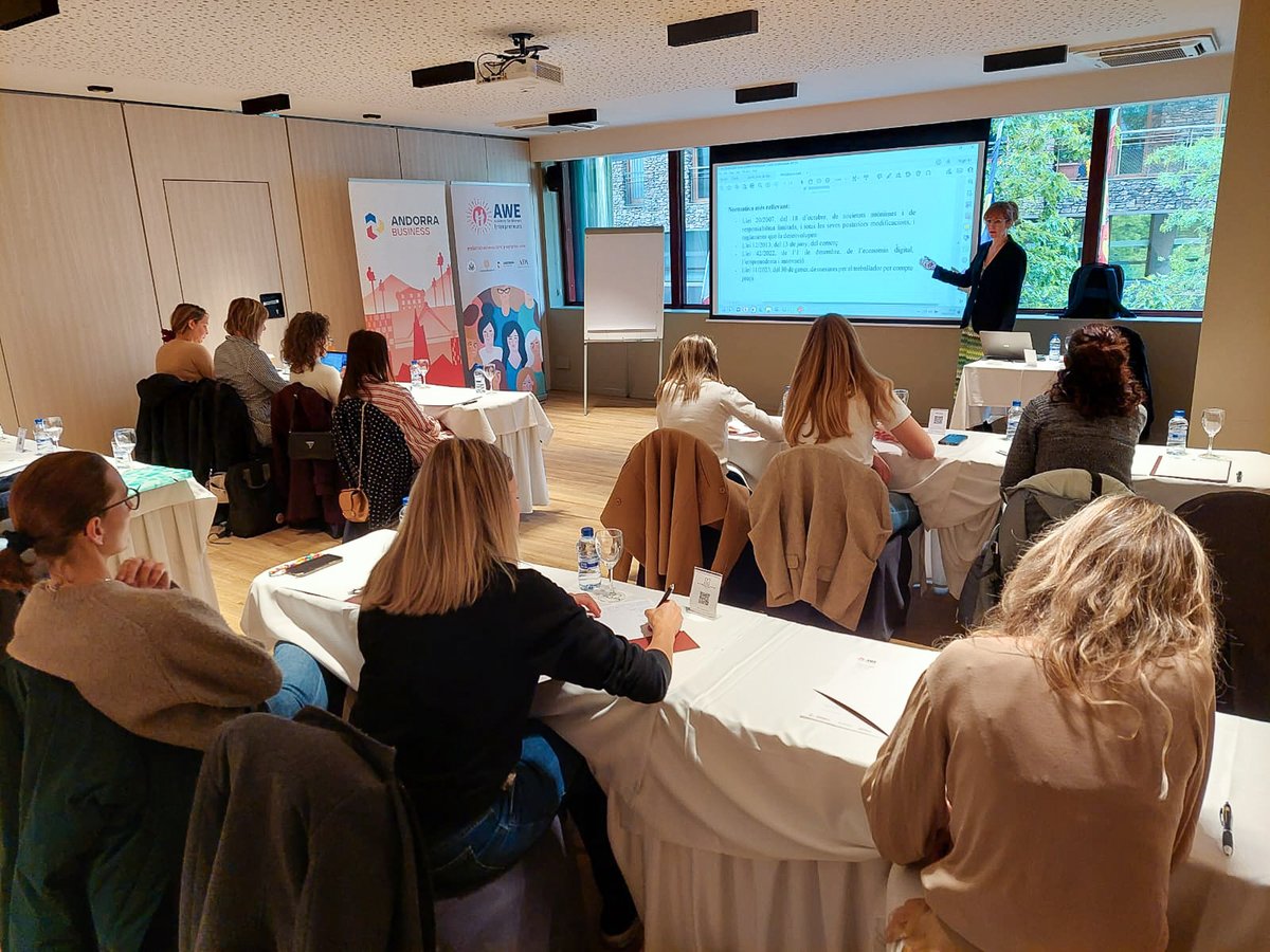 AndorraBusiness's tweet photo. 📌Continuem amb la 2a edició de l’Academy for Women Entrepreneurs a Andorra (#ProgramaAwe). Avui l'@EsterPeralba de P.I. Advocats explica a les emprenedores participants els aspectes legals a tenir en compte. 🔎https://t.co/6jR6wVNTrz #InvestinAndorra @USConsulateBCN @ada_andorra https://t.co/4FVtnU0QGN