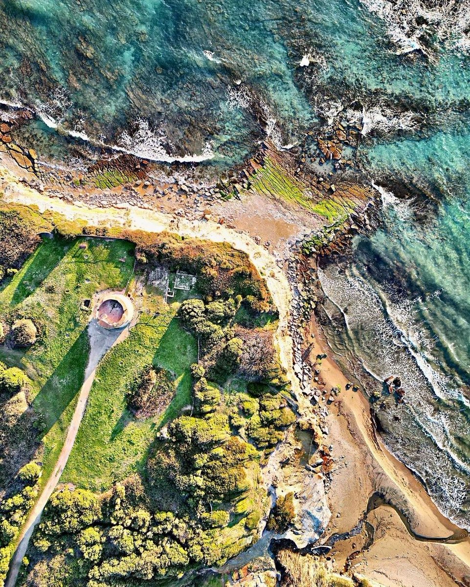 Plongez dans l 'histoire à Anzio : les vestiges de l'ancienne villa impériale de l'empereur Néron se trouvent à quelques pas de la mer. Taggez un passionné d'histoire.

📍@visit_lazio

📷 IG fabiofranco1980

#ilikeitaly #italianspecials #anzio #villa #grottedinerone