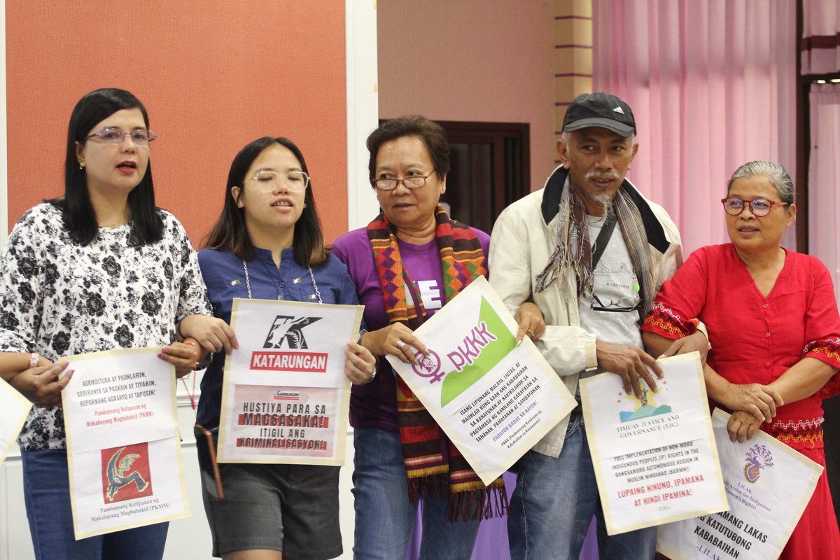 focussouth's tweet image. Last March in Surin Province, Thailand, peasant women from across Asia gathered to discuss challenges and forge paths towards #foodsovereignty in a regional conference. 

Together, we are shaping a more just and sustainable #foodsystem. 

#CFSGender #WeExist | @UN_CFS @CSM4CFS