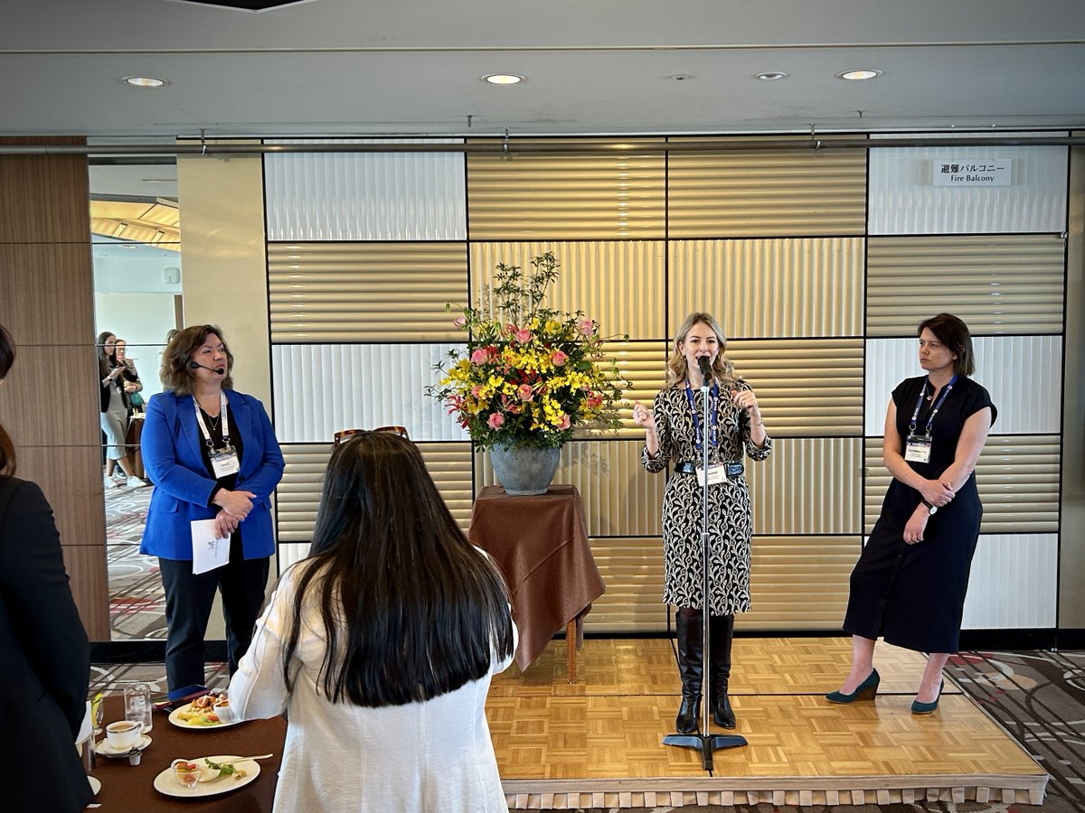 LEOFondet's tweet photo. LEO Foundation &amp; Friends event at @ISID2023Tokyo celebrated LEO F. Award winners @drpaternoster from @mrc_ieu at @BristolUni &amp; @LMackayLab from @TheDohertyInst at @UniMelbMDHS, @unimelb. Thanks to @immunoJo, @OfficialUoM &amp; Dr Maria Kasper, @karolinskainst for great keynotes! https://t.co/3YvEA5GEXi