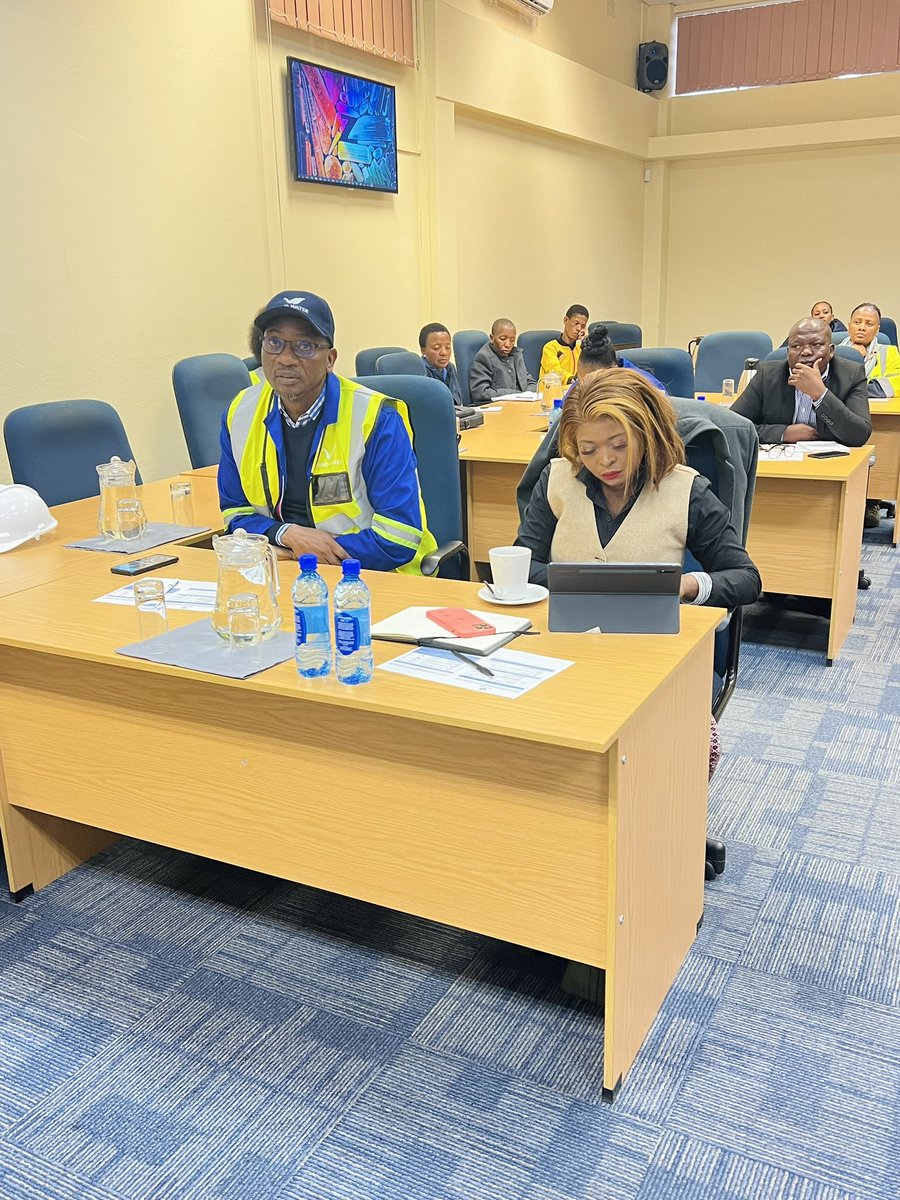 Rand_Water's tweet photo. Rand Water Board Chairperson, Mr. Ramateu Monyokolo, is hosting the Deputy Minister of @DWS_RSA Ms. Judith Tshabalala for an orientation session at Rand Water Zuikerbosch Pumping Station. 

#RandWater #RW120years #FindingNewWays [NS] https://t.co/kRK7F8SKjo