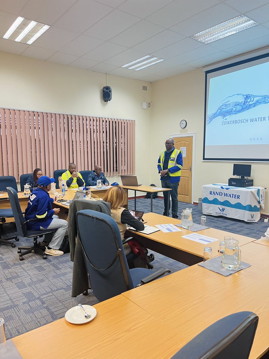 Rand_Water's tweet photo. Rand Water Board Chairperson, Mr. Ramateu Monyokolo, is hosting the Deputy Minister of @DWS_RSA Ms. Judith Tshabalala for an orientation session at Rand Water Zuikerbosch Pumping Station. 

#RandWater #RW120years #FindingNewWays [NS] https://t.co/kRK7F8SKjo