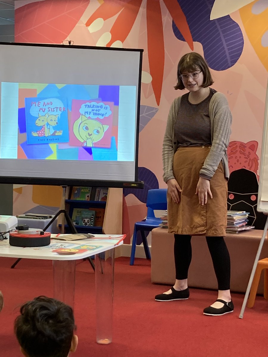 @RobbinsRose is at #OrpingtonLibrary right now! #OrpingtonLiteraryFestival @Orpington1st