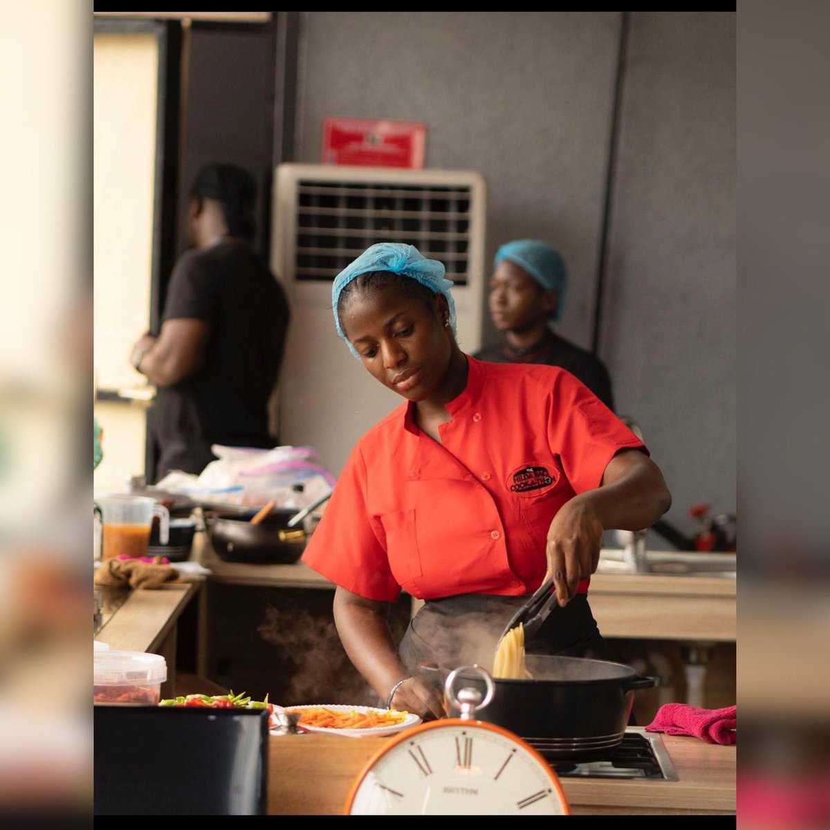 potters_gallery's tweet photo. As an organisation invested in fostering market access, and improvement for artists in the Creative Industry, with focus on Creatives with disabilities…this is all of us from Potters Gallery Initiative applauding and cheering the record breaking feat of @hildabaci @myfoodbyhilda https://t.co/bdg1od0Dne