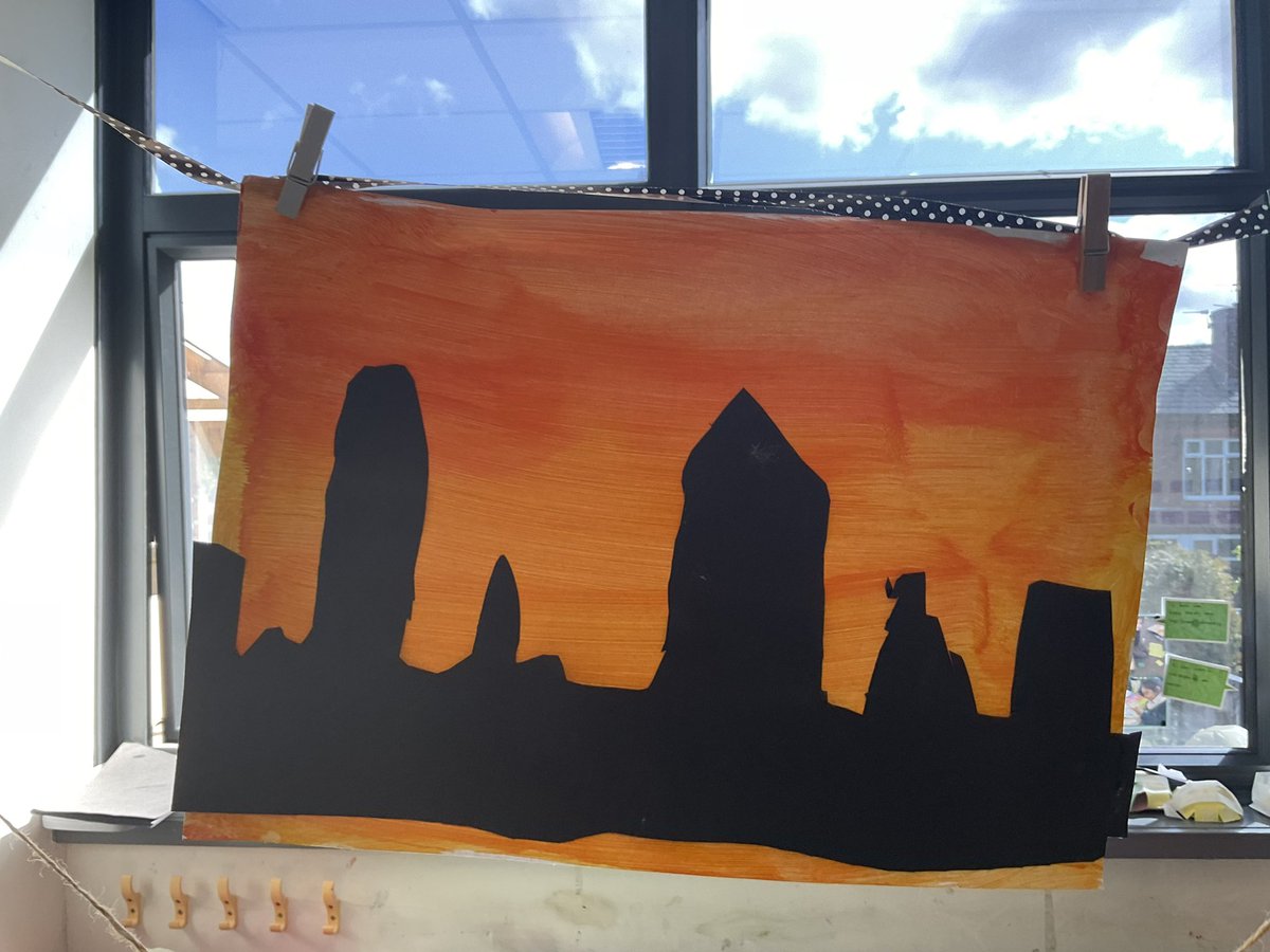 This week we are reading ‘Naughty Bus’ and learning more about London. The children have been sponge painting sunsets and cutting out silhouettes of the landmarks to create these beautiful collages!  <a href="/EYTagteam/">The EY Tagteam</a> <a href="/OliveTreeBolton/">Olive Tree Primary</a> <a href="/MissFMunshi/">Miss Munshi</a> #painting #colourmixing