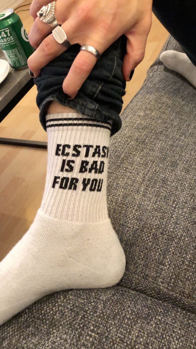 zzzandra tweet media