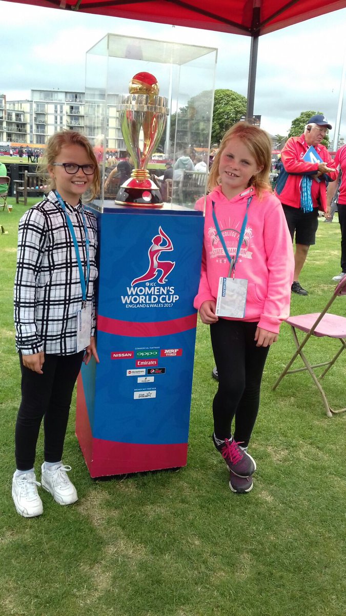 andrew kenvyn tweet media