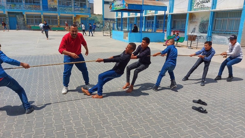 RehamMeri's tweet photo. Psychological emptying for school students after the effects of the brutal Israeli aggression on #Gaza. https://t.co/ksFAhMuMu4