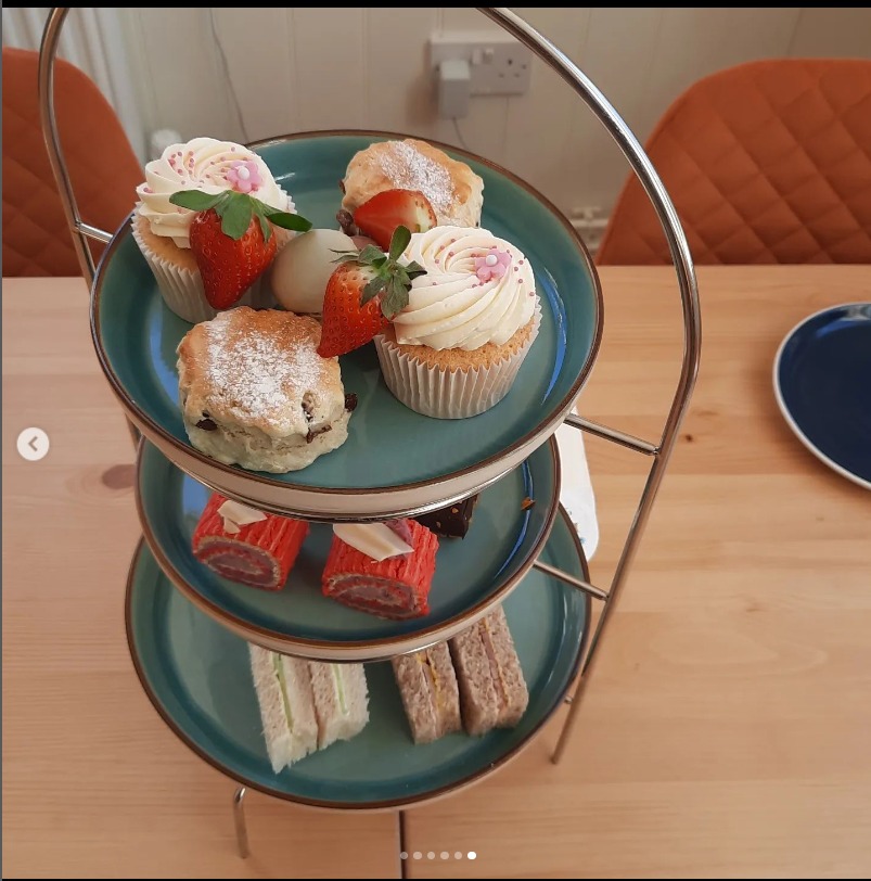 Afternoon Tea's Available at Town Hall Café 
Spend the afternoon with us for a selection of Teas, Coffee, sandwiches and cakes and much more.
All Afternoon Tea sessions require prior booking.
Please contact Stephan and Team
#afternoontea #teatime #tea #hightea #tealover #cake