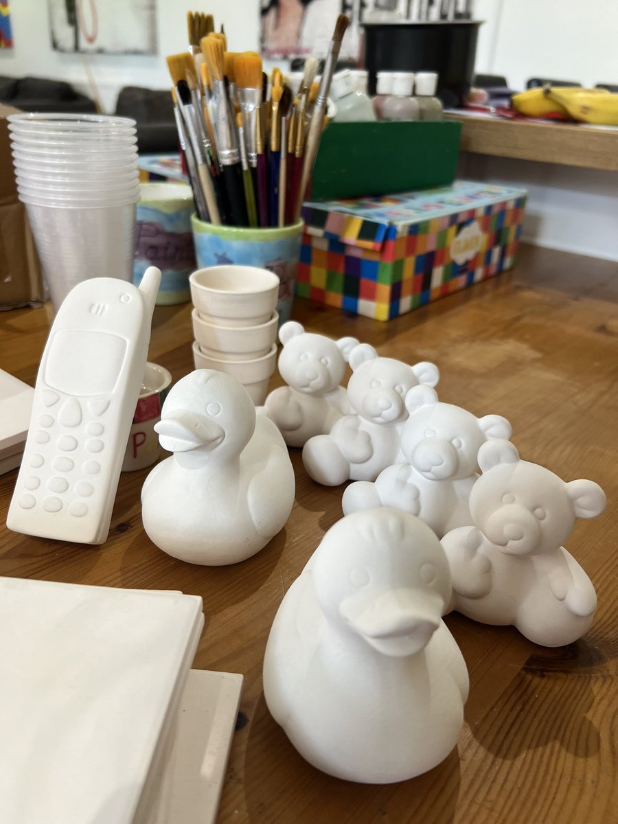 Loosley Halls tweet media