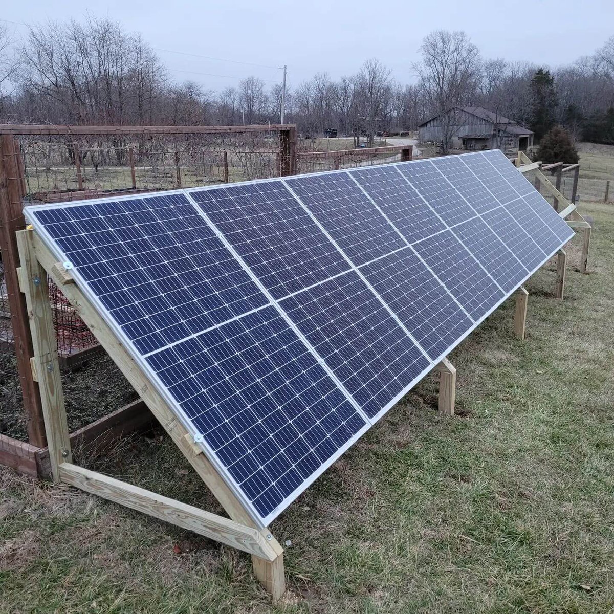 MapleGardenFarm's tweet image. #SolarenergyTips
#OffgridEnergy
Solar power is a growing industry, with more and more Canadians turning to solar energy as a way to reduce their carbon footprint
quora.com/What-is-the-pu…