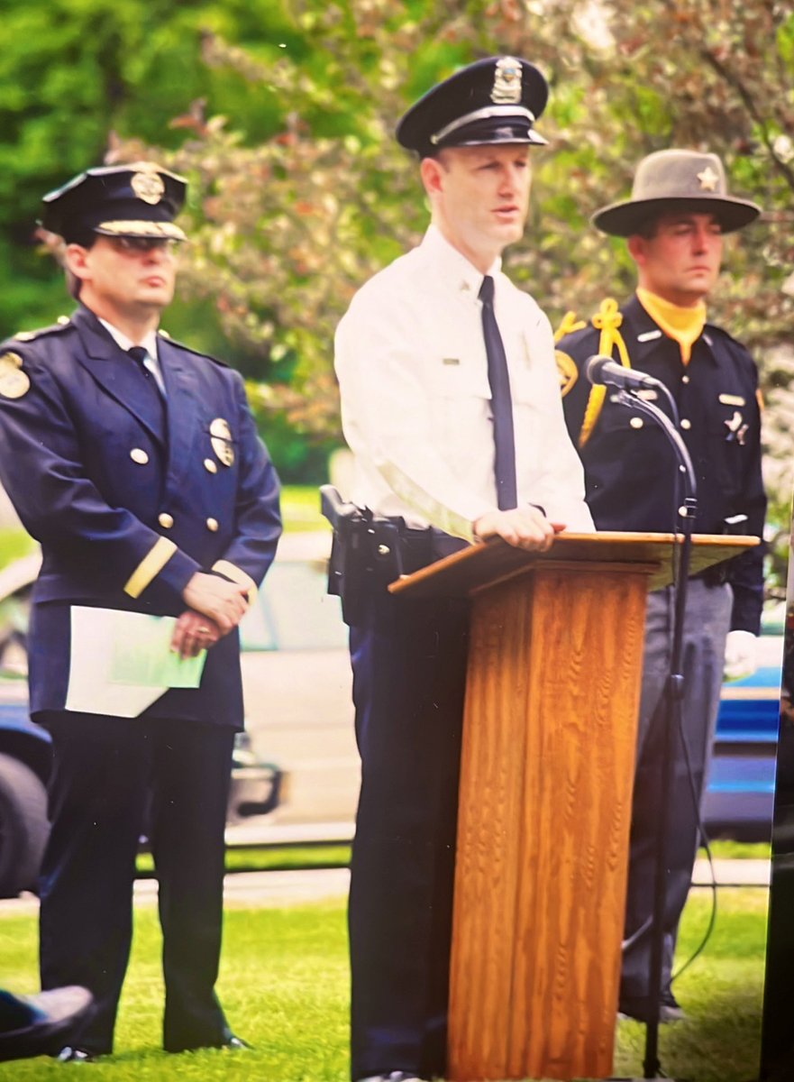 Sheriffrmartin's tweet photo. It’s #policememorialweek and I supported the men & women who gave their last measure of devotion to keep our communities safe and provide aid to complete strangers Then, Now and Always
My #Heroes wear a Star, Badge & Shield
Not just #MondayMotivation but everyday https://t.co/ZladPp5ZL9
