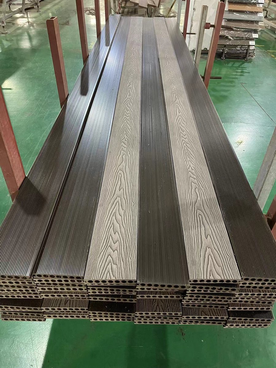 Jessica_Yocret's tweet image. Yocret  3D Embossed WPC Decking.
Size: 140*22mm, golden size and good prices. Color is very closed the real wood.
Call me and ask the best prices.
yocretwpcdecking.com
Whatsapp&amp;amp;wechat: +86 187 6584 6683
#wpcdecking
#wpcoutdoordecking
#wpcdecks