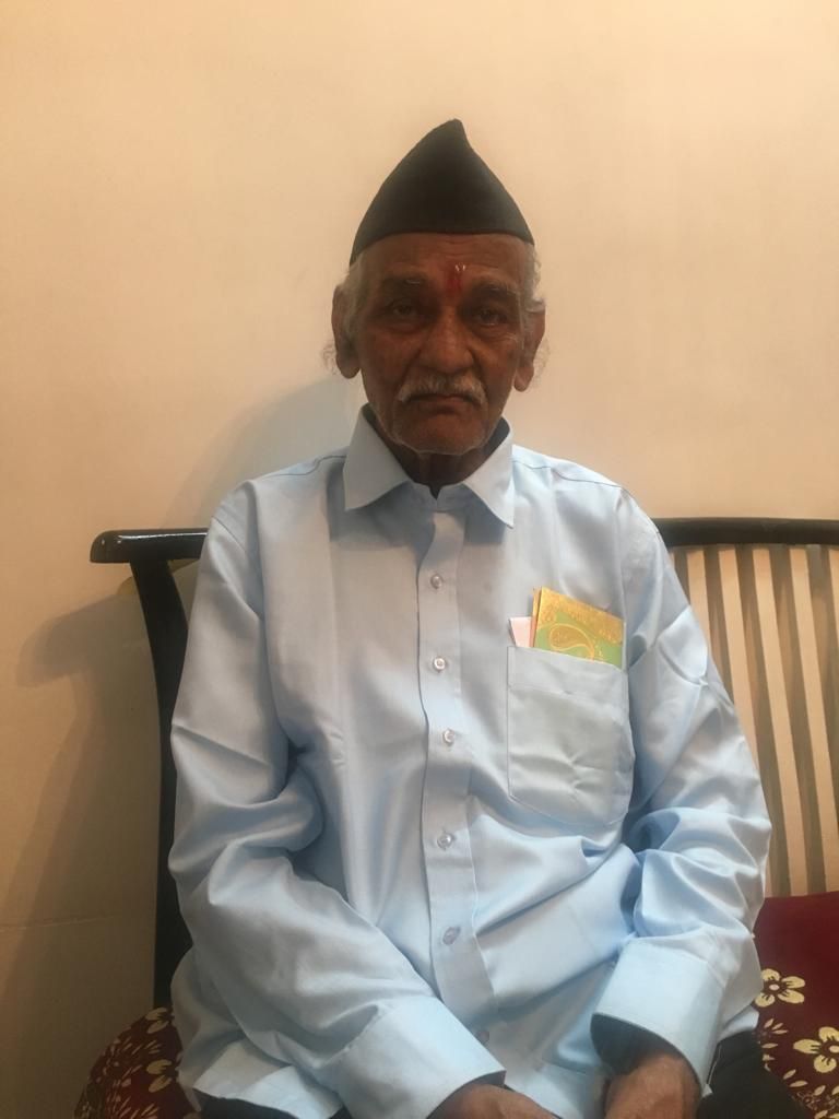 He is my grandfather.. missing since this morning around 5 am from Kandivali Village West Mumbai 400067. If you have seen him anywhere, please let us know at 9930071303.
 #MissingPersons @MumbaiPolice #mumbai #MumbaiMetro