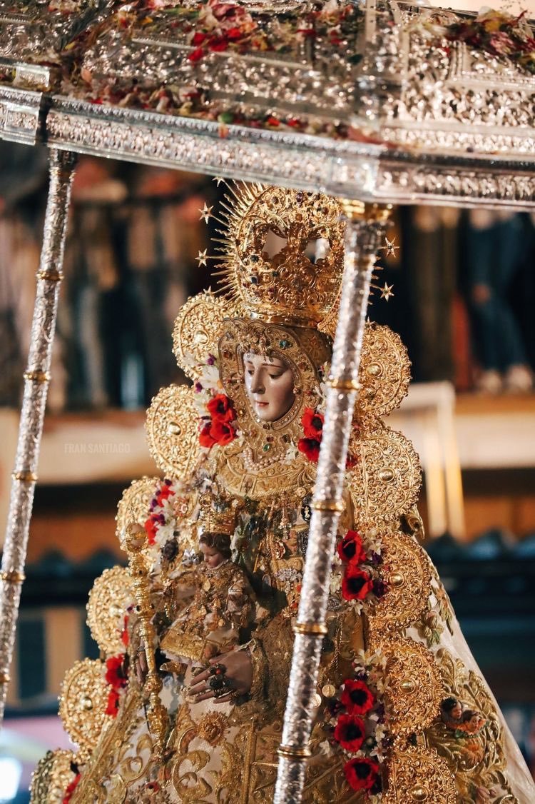 blancatorresg_'s tweet photo. Si mi vida es sólo tuya,
Rocío, tómala. https://t.co/9U5P8aTqVi