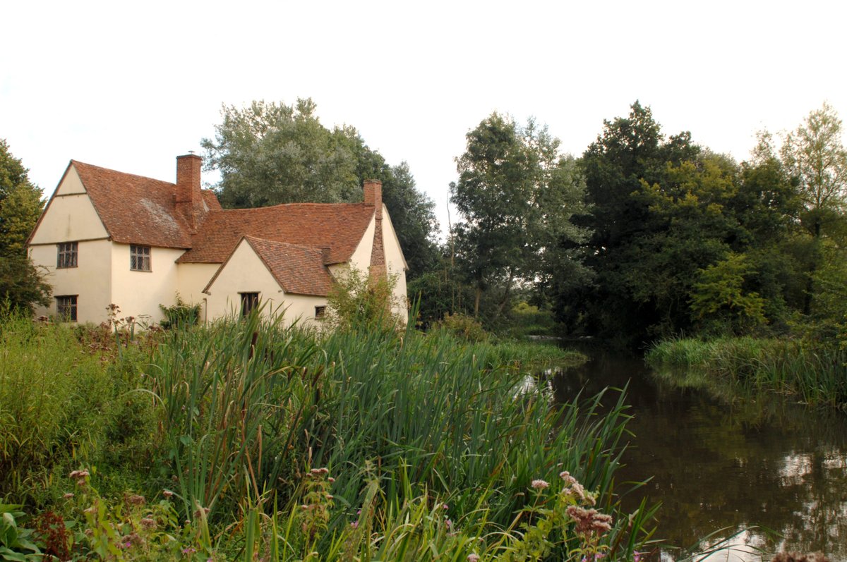 DedhamValeNL's tweet image. Join the Essex and South Suffolk Community Rail Partnership and us for a free guided walk to Flatford 👣

Taking place on Saturday 10th June, dogs are welcome (on leads) There are 35 places available 🎟️.

Find out more &amp;amp; book
👉 ow.ly/Nvvx50NzJVy