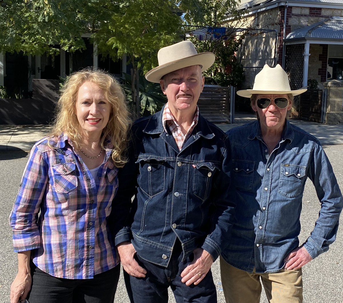 Had a great time playing in WA in Freo, Kalamunda and Maylands on the weekend. We were playing with Marty Casey on bass. A wide ranging set going back to the Moodists. Thanks to everybody who came along. Here we are dressed in aHeartland rock manner. #heartlandrock