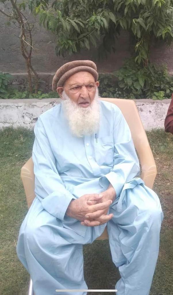 Attaullah__ppp's tweet photo. اِنّا لِلّٰهِ وَاِنّا اِلَيْهِ رَاجِعُوْن
کُلُّ نَفْسٍ ذَائقة الْمَوْتِ۔
رہنما جی بی ایل اے 16 دیامر 2 #عطاءﷲ کے والد محترم (سابق ڈپٹی کمشنر )حاجی وہاب شاہ صاحب رضائے الہی سے وفات پا گئے ہیں حاجی وہاب صاحب کی نماز جنازہ مدنی مسجد عیدہ گاہ گراونڈ میں بعد نماز ظہر  ادا کی جائے گی https://t.co/knm0mTYLsA