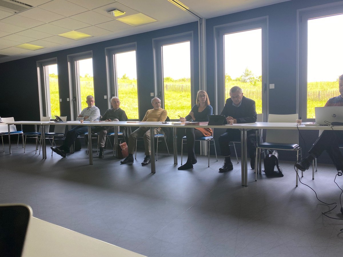 gp_conseil's tweet photo. Véhicules électriques : adoption à l'unanimité du #SDIRVE de la Meuse en comité syndical de la FUCLEM. L'aboutissement de six mois de concertation et d'élaboration d'un document qui prépare la mobilité électrique dans la Meuse en 2026 et 2030. https://t.co/ekiIoDaqZr