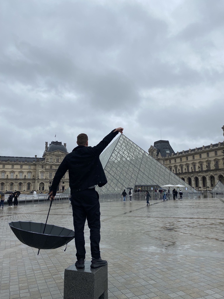 Kelly Harvey tweet media