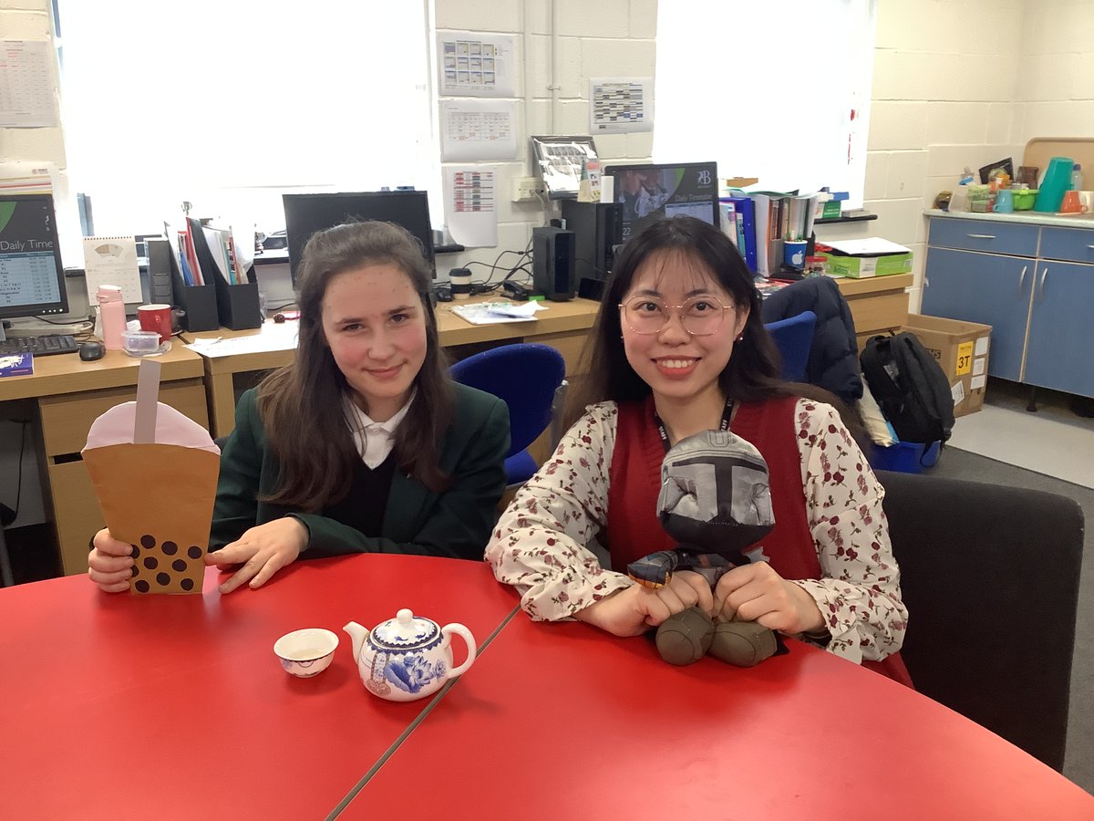 ci_southampton's tweet photo. Following the final round of the 2023 UK Chinese Bridge Speaking Competition in SOAS London on 05 May, participating candidates from Bohunt School Liphook have successfully achieved 3 awards. https://t.co/UGC1P1Om3O