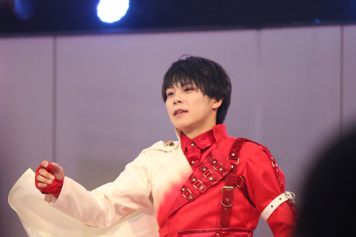 photo_dcs's tweet photo. 大事なお名前を間違えてしまった
ので貼り直しです🙇‍♀️💦
失礼しました！挑戦者のテーマ
リリイベ- ̗̀ 📷  ̖́-

#池袋サンシャイン  #噴水広場  #フリラ  #リリイベ  #挑戦者のテーマ  #りりっと  #ReLIT  #滝かなた  #朝賀立  #黄ノ瀬はるき  #青野精一郎 https://t.co/vGN1O87iy6
