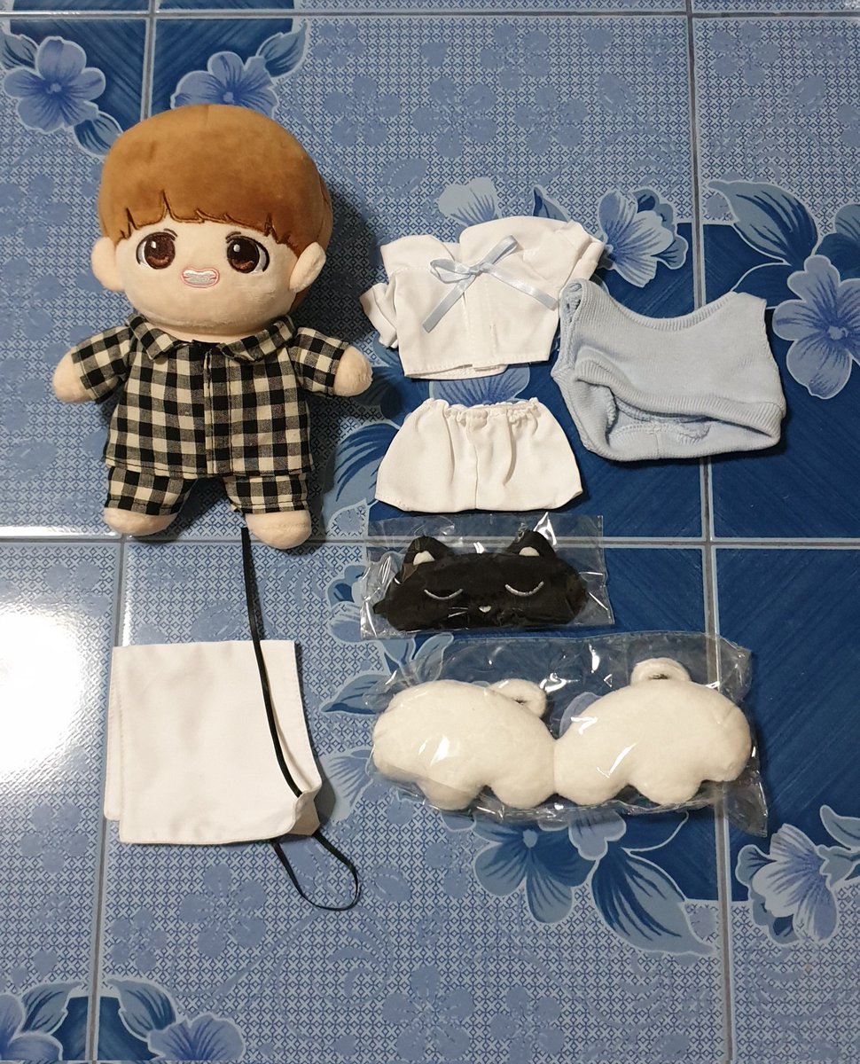 BArmythailand's tweet photo. (SALE) ราคา 550 รวมส่ง
🎉 ของพร้อมส่ง สนใจเดมมานะคะ

#ตลาดนัดบังทัน #ตลาดนัดรถไฟบังทัน
#ตุ๊กตา20cm #ตุ๊กตาบังทัน #ชุดตุ๊กตาพร้อมส่ง https://t.co/XmS9yy6V9n
