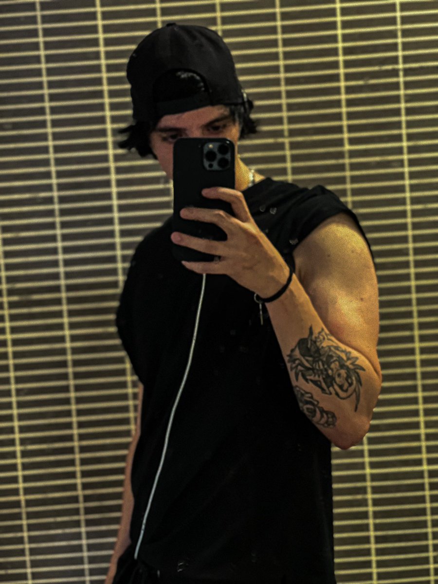 Adic (@illoadic) on Twitter photo 