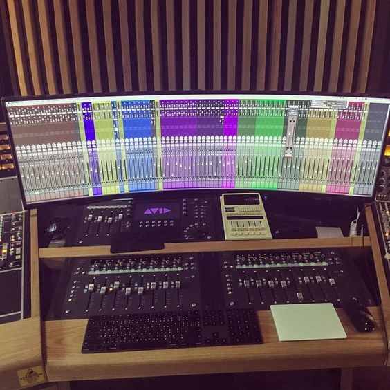 BigPaperInc's tweet photo. Understanding the True Value of a Professional Recording Studio: Big Paper Inc Studios Nairobi
https://t.co/AUTytocZm5 https://t.co/K9F2qvInix
