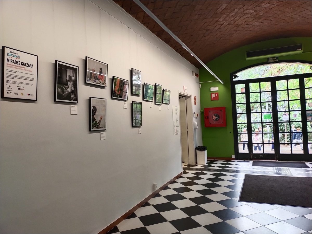 💠 #GatzaraOFF | Fotografia ciutadana i interculturalitat t’esperen al centre cívic <a href="/CanCastello/">Can Castelló</a> de #Sarrià. Pots visitar l'exposició itinerant 'Mirades Gatzara' fins al 2 de juny.

👉 Descobreix totes les activitats #GatzaraOFF a jornadesgatzara.org