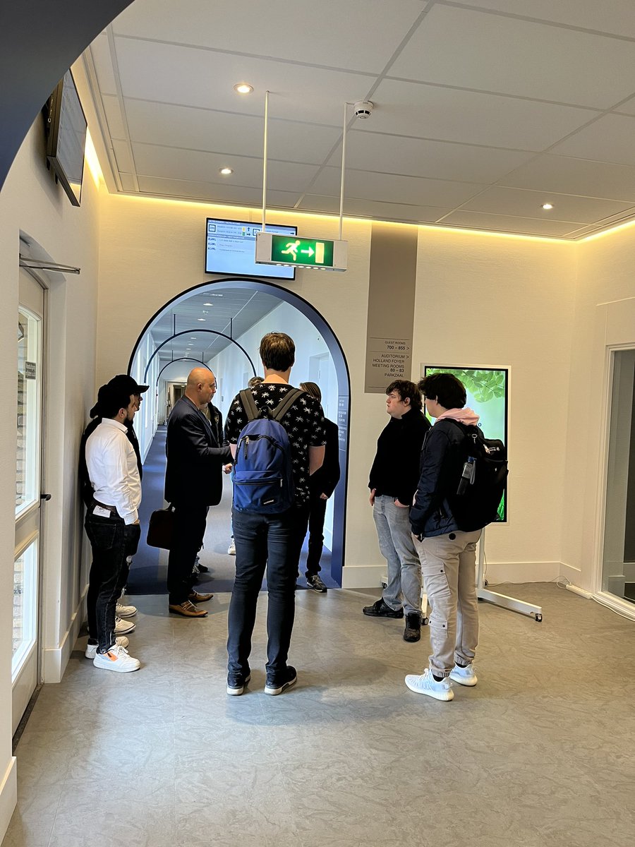 Ellen Elemans 🍀 tweet media