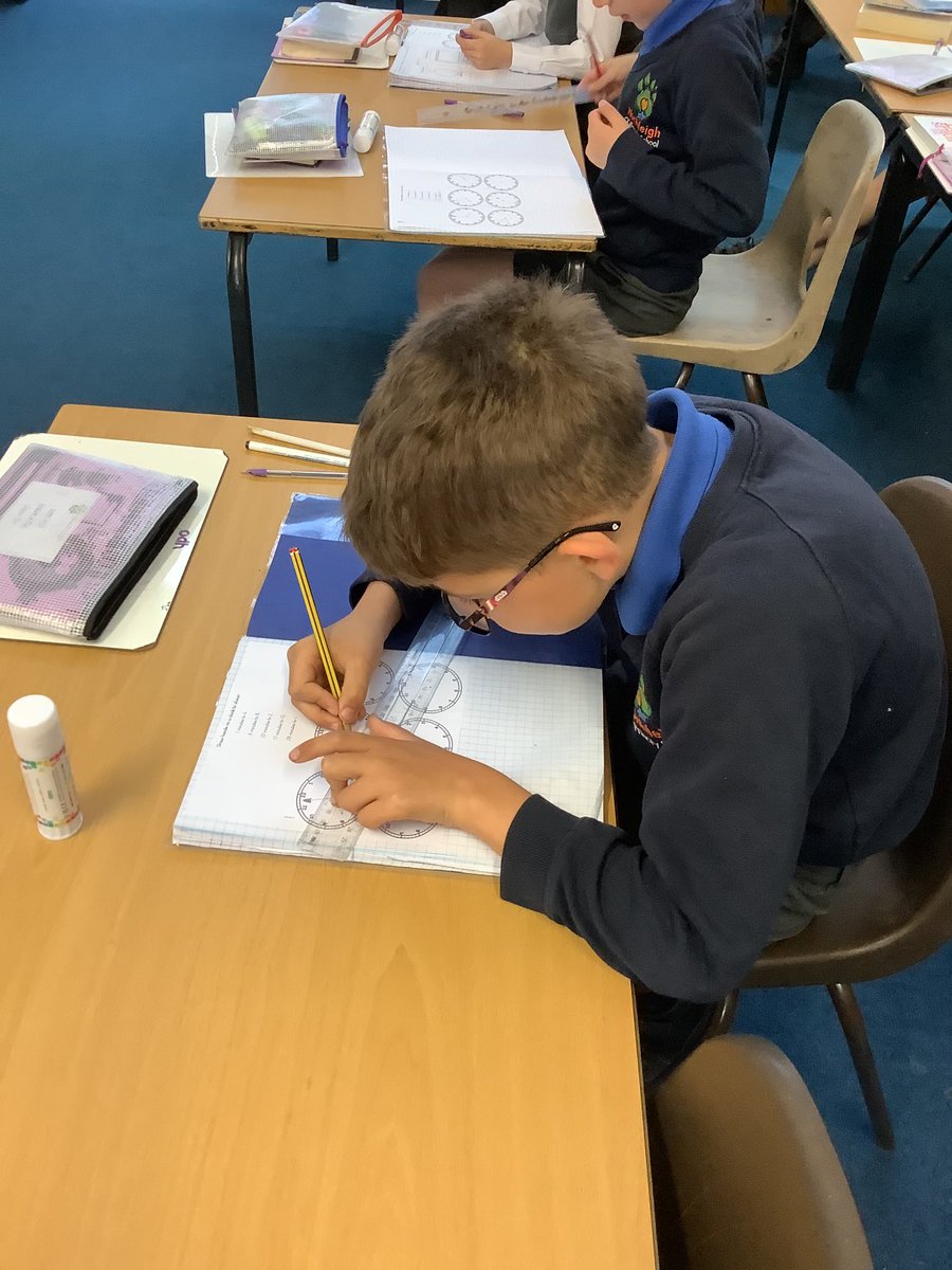 NPS3DJ's tweet photo. Year 3 have been working really hard in maths this morning, carrying on with their unit on time. They have found it a little bit tricky at times (๐ฅno pun intended) but have pushed on in their usual formidable selves. #NPSMaths #NPSTime #NPSYear3 https://t.co/cMhzHIKttE