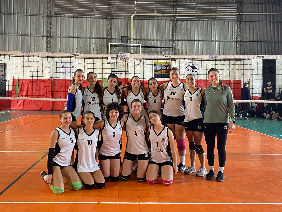 Y pasó un fin de semana con mucho voley. 
#Arva #Mayores en un intenso partido Banco Provincia A 3 Estudiantes 2 . 
#Metro la Tira A fue a GEBA y la Tira B fue a Viave. Buenos resultados y a seguir trabajando en esta etapa!!
💚💪💚👏