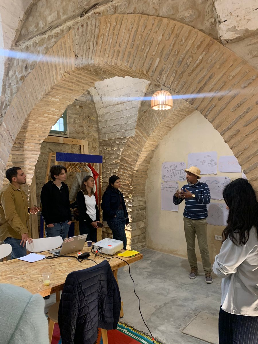 ✨Aujourd’hui, nos talents vont suivre la formation sur la raison d’être et les valeurs de la communauté ! Ils devront finaliser leur pitchs et s'entraîner toute la journée pour être prêt à pitcher demain devant notre public 🚀