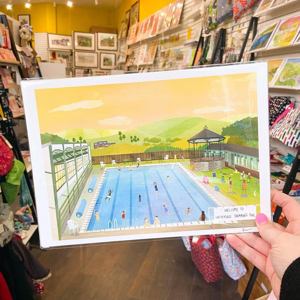 On days like this, a trip to Hathersage Swimming Pool seems like a much better idea for a Monday morning than going to work! But for now, we’ll just look at @illustrator_kate’s print and dream of warmer days spent splashing in the water☀️ instagr.am/p/CsQmZ-sMdMi/