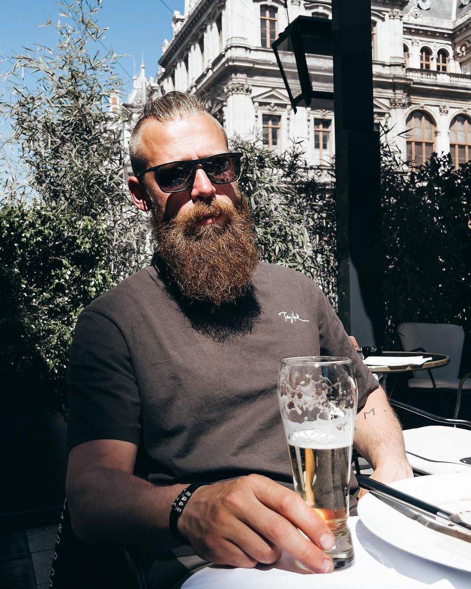 Sending our 𝙗𝙞𝙜𝙜𝙚𝙨𝙩 𝙗𝙞𝙧𝙩𝙝𝙙𝙖𝙮 𝙬𝙞𝙨𝙝𝙚𝙨 to our best-bearded, and incredibly talented Nolz!
Cheers mate! 🍻