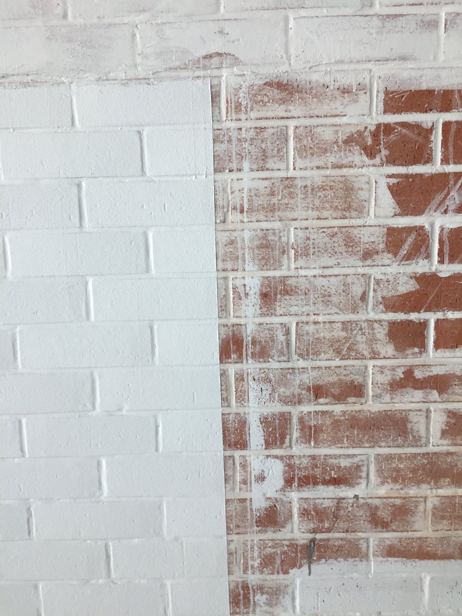 Beautiful #white #brick was installed in The Dubai Mall Zabeel . By using our Red slip bricks and apply the white effect to the brick during installation to create this stunning aged brick effect.
#brickslips #claddingbricks #interiordesign #brickdecor #whitebricks