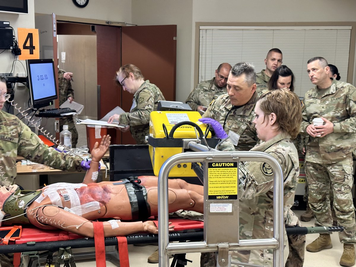 #USArmyReserve Brig. Gen. Michael Yost met with the Soldiers of the 396th Field Hospital on May 6-7, 2023, at the Mayo Clinic in Rochester, Minn. While there, he conducted a town hall to discuss training and seek feedback from the soldiers. #ArmyMedicine