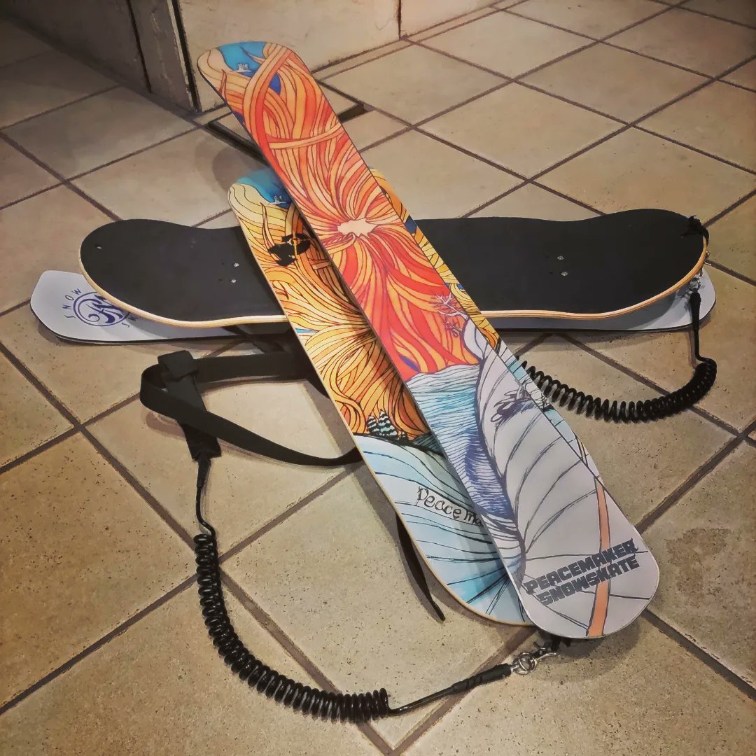 jack_snow's tweet image. 「カムイ御坂」では3rdタイムのみスノースケート滑走可能に🥰🥰👍

ジブアイテムも出るそうなので、ぜひ行ってみてください✨

スノースケートは当店でレンタル可能です👍

@kamuimisaka_official 
#室内ゲレンデ 
#ハーフパイプ 
#スノースケート 
#スノスケ 
#スノースケートレンタル