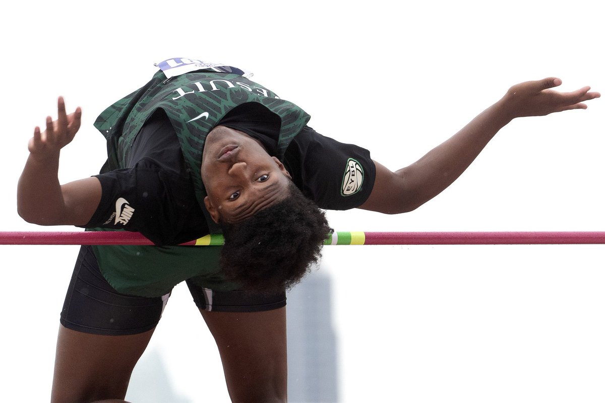 RT StrakeJesuit: Jesuit Track &amp; Field brings home three individual state titles! Reese Vannerson ’23 won the 3200m with a new state record time of 8.49.10! He also won the 1600m with a time of 4.08.08. Jace Posey ’23 defended his state title in high jump…