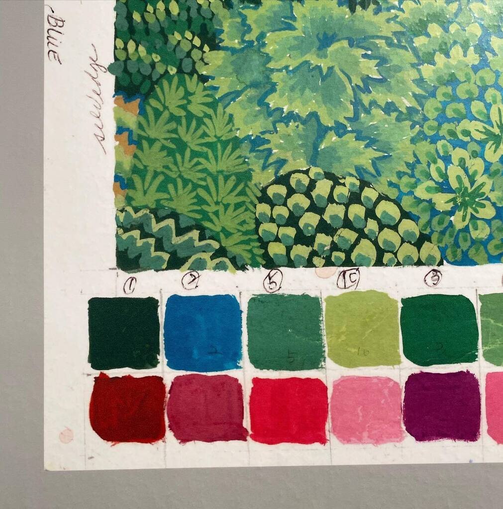 C O L O U R +  P A T T E R N

we’ve just spent the most fabbest weekend in edinburgh &amp; while we were there managed to visit <a href="/dovecotstudios/">Dovecot</a> to see the @kaffefassettstudio exhibition.
it’s a psychedelic, kaleidoscopic feast!

my absolute favourite section… instagr.am/p/CsQ9Z9NNXSl/