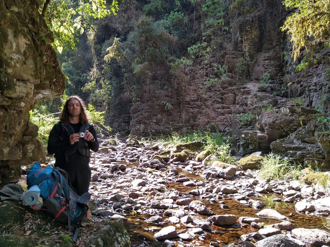solopedestre's tweet photo. Travessia do Canion Piruva 🌼 no município de Ivorá 🌳 RS 🍎 Sul do Brasil 👀
#trekking #travel #traveler #viajante #viajar #hikes #thruhike #sendero #aventura #turismo #turismodeaventura #mochileiro #mochilero #mochilando #mochileiros #trilhas #piruva #canion #trilhasdosul #tri https://t.co/kbbTs9WFwz