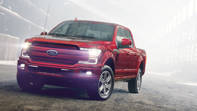 kylie_mill's tweet photo. Best-selling #cars and trucks in America: July 2018. #speedo https://t.co/1oR2NNYCfs https://t.co/LVvP7y61wf