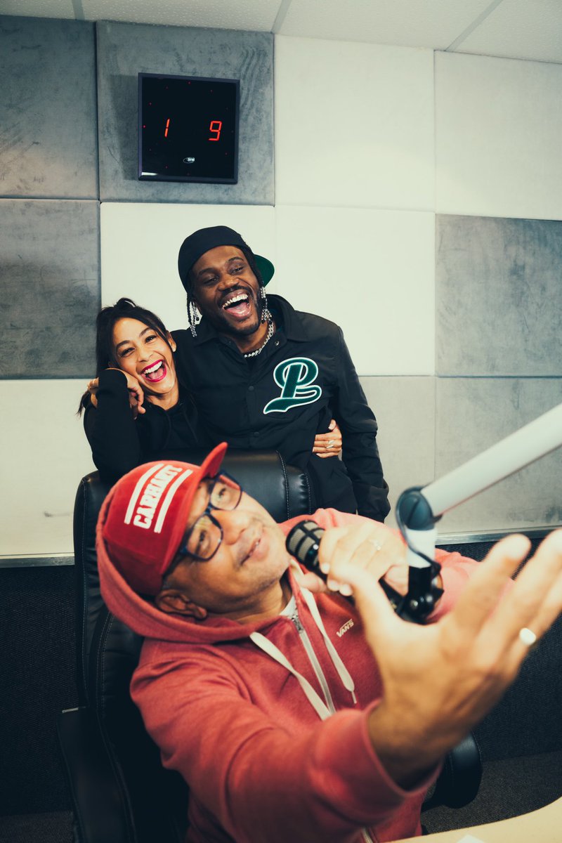 Do it #ForTheGram , shout out <a href="/GoodHopeFM/">Good Hope FM</a> <a href="/DJReadyD/">DJ Ready D</a> 📻🤳🏾

lnkfi.re/ForTheGram