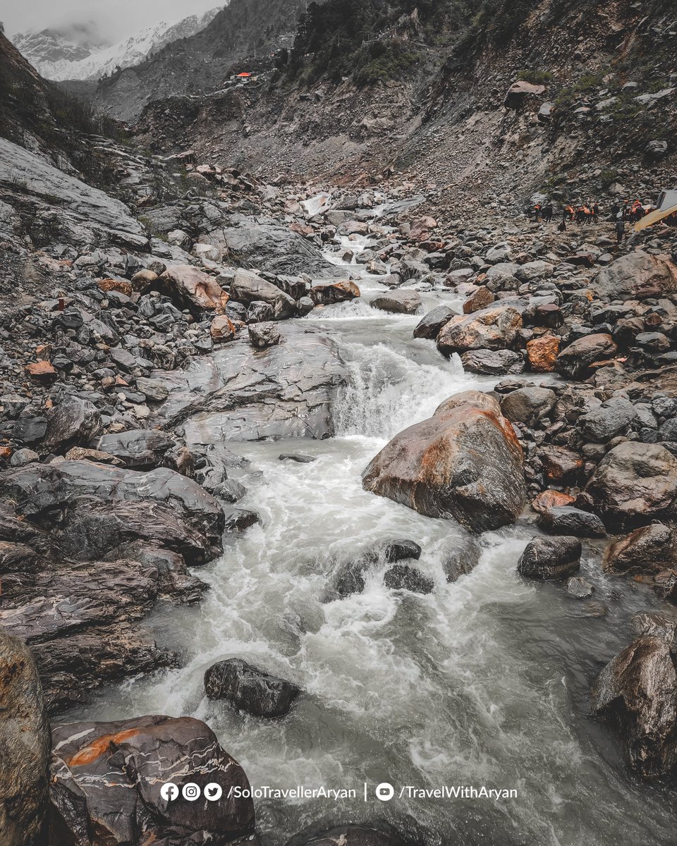 #kedarnathtrek #kedarnathweather #kedarnathjourney #kedarnathfoottrack #SpiritualAwakening #himalayanadventure #travelwitharyan #incredibleindia #exploreindia #bholenathtemple #shivatemple #funwithfriends #holidayvibes #naturephotography #shotonsamsung