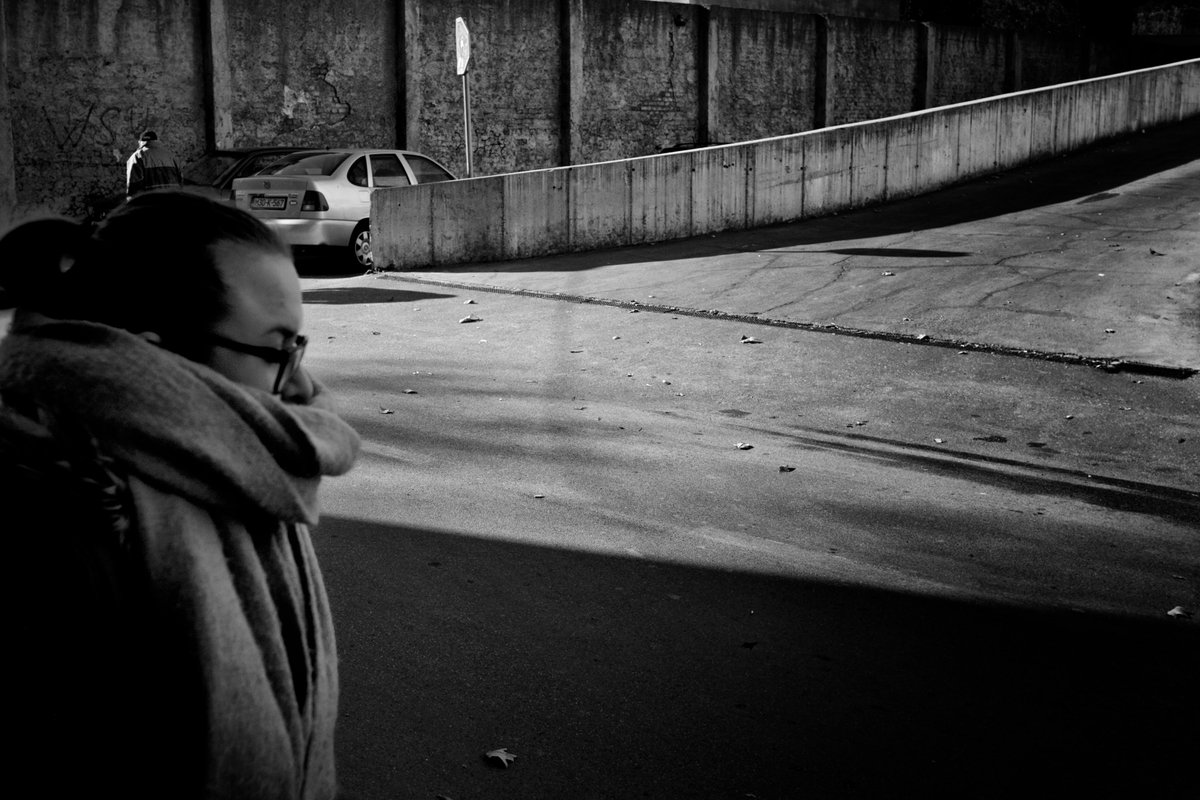 Sveto980's tweet photo. Gm dear people🌧️☂️☕️

More photos from the upcoming exhibition. Although I love to take portraits, do conceptual things in photography, street photography is my greatest love. This exhibition shows a cross-section of almost ten years of work📷🎞️
#exibition #photography https://t.co/bxphOGKp3G