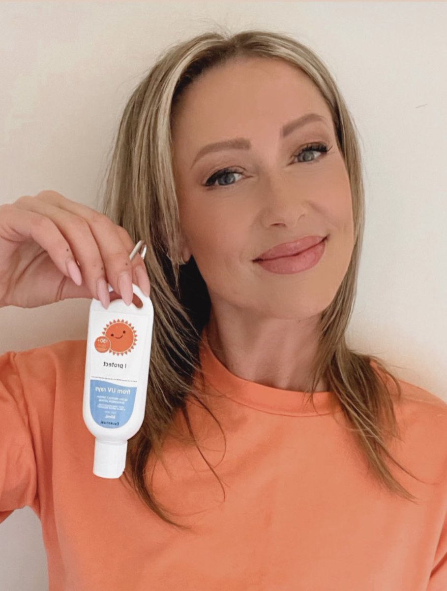 Proud to be supporting @escentual #sunpoverty campaign! For every Escentual, Clarins or Shiseido Sunscreen bought, one of their child friendly SPF will be donated. Food, clothes or sunscreen. Families shouldn’t have to choose. Be a sun hero! 😎☀️